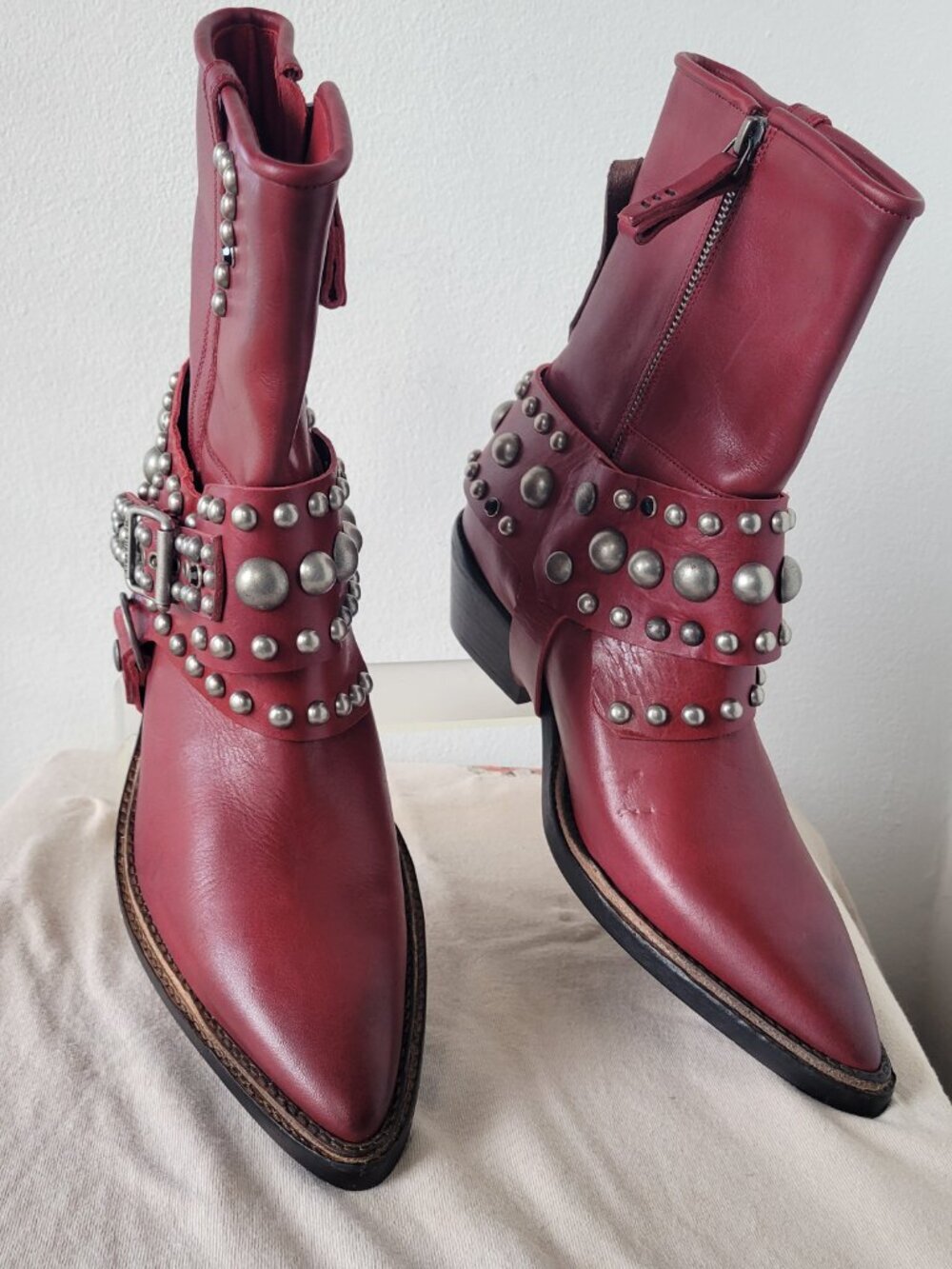 Free People We The Free Axel Studded Harness Leather Boots Red Size 9 NWOB - Picture 15 of 15